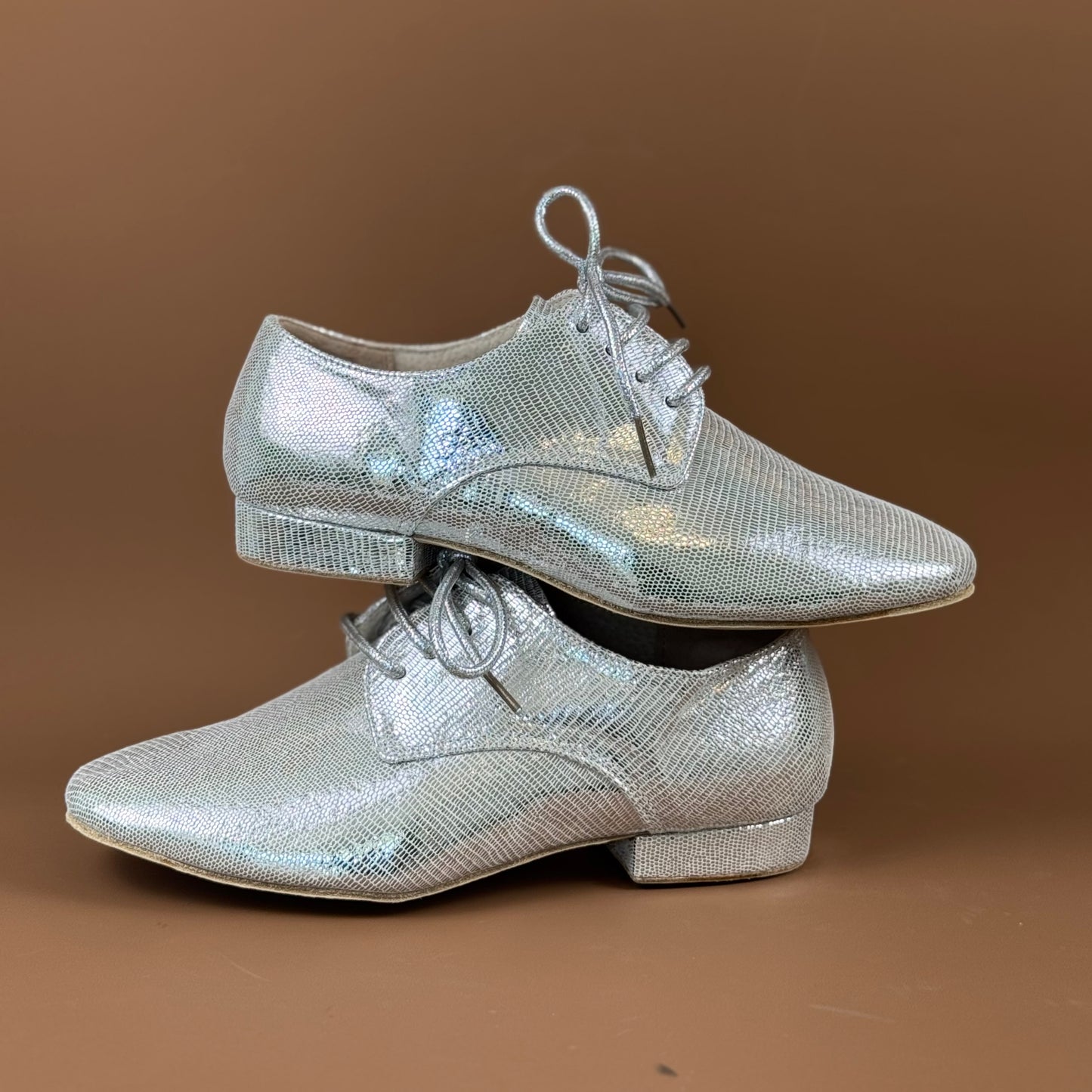 Silver leather Practice Argentine tango shoes- Jazmin tango shoes free shipping