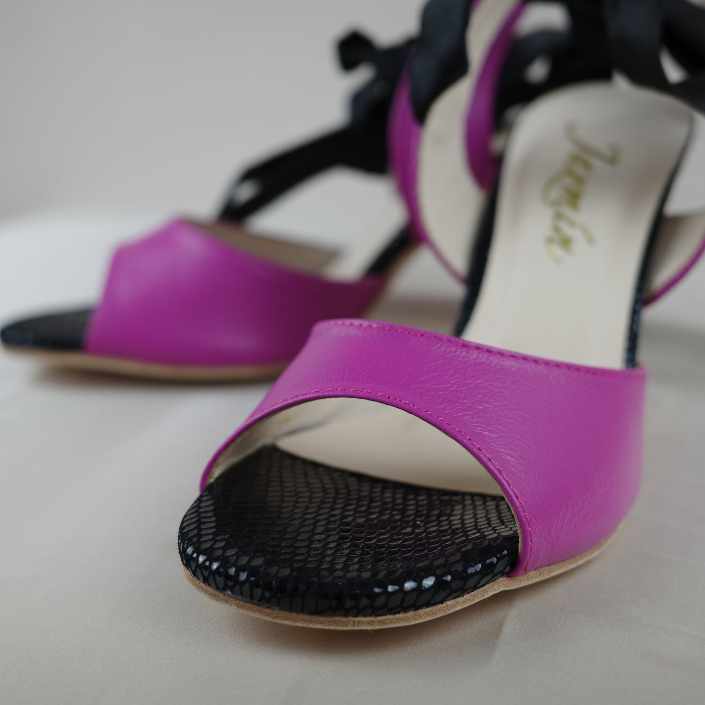 pink sheep skin with black satin Argentine tango shoes- Jazmin tango shoes